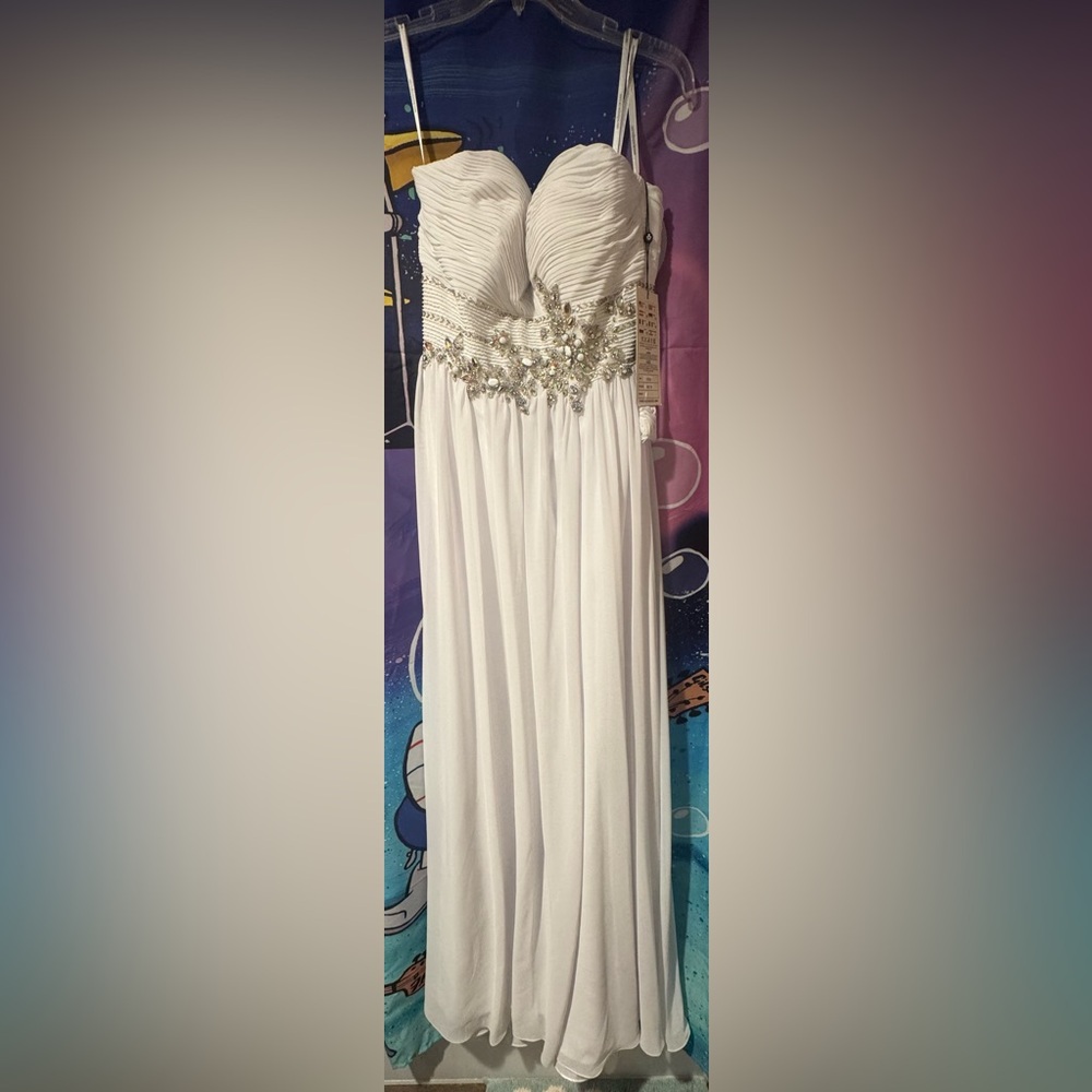 New Alyce Paris Beaded Wedding / Prom Dress 6705 Size 6